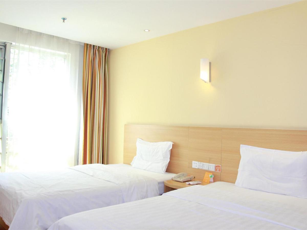 7Days Inn Guangzhou Tianhe Yantang Yue Ken Road Exterior photo